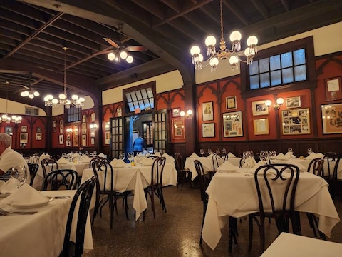 Antoines Restaurant