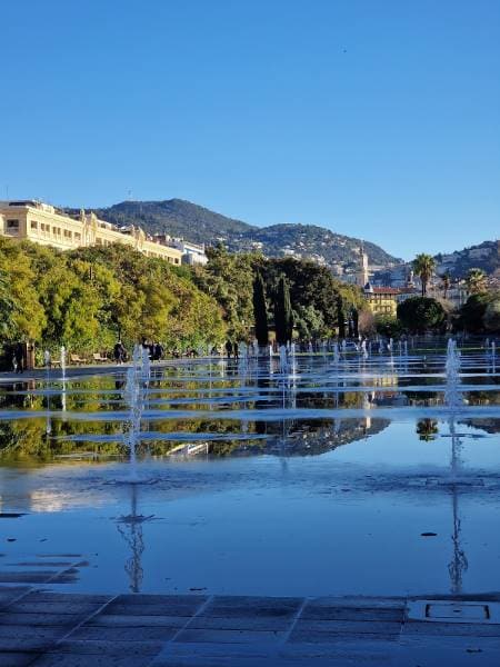 Nice_Fontaine_du_Soleil_5