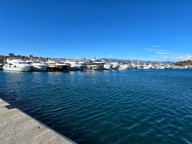 Nice_French_Riviera_Solar_Boat_Tour_10