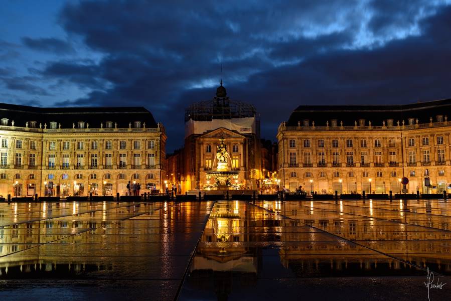 Nice_Water_Mirror_Bordeaux_2
