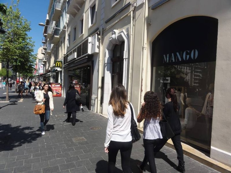 Nice_Avenue_Jean_Medecin_8