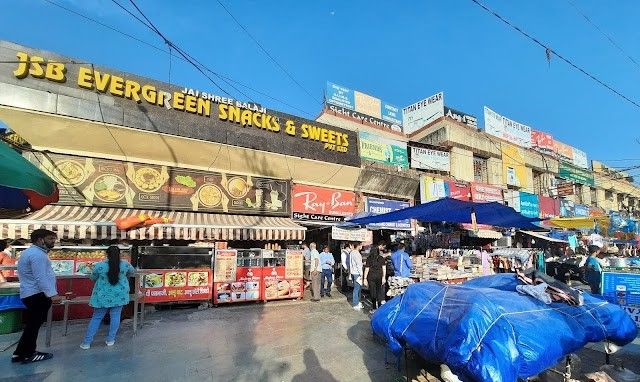 Brahmaputra_market_-noida_1