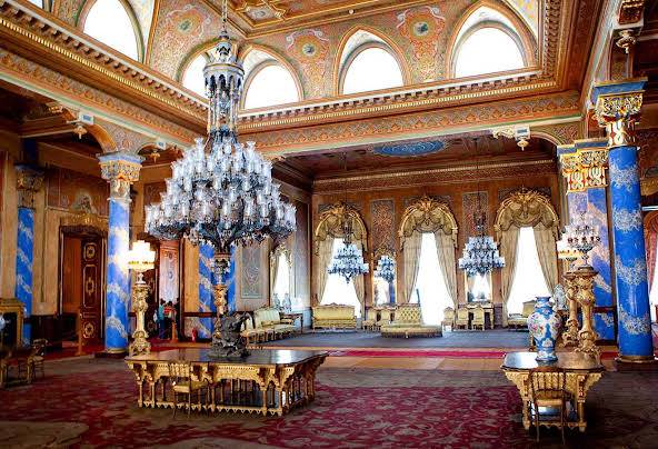 Istanbul_Beylerbeyi_Palace_3