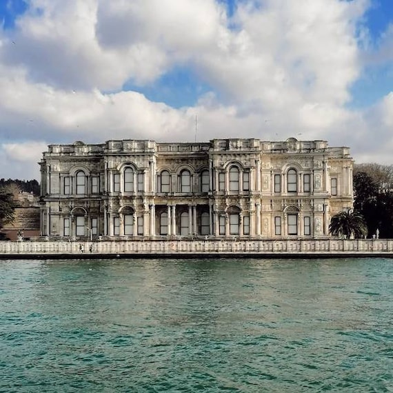 Istanbul_Beylerbeyi_Palace_1
