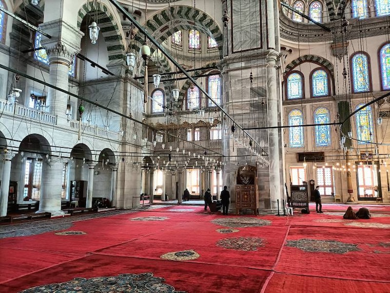 Istanbul_Fatih_Mosque_9