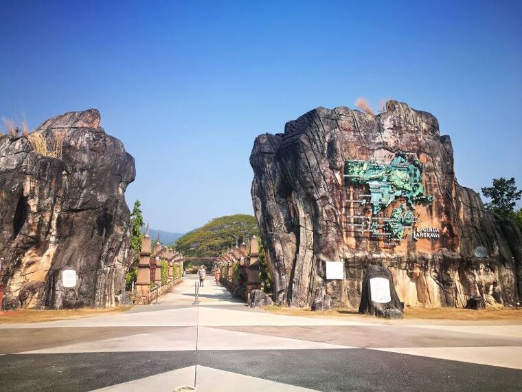 Langkawi_Legenda_Park_1
