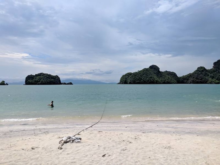 Langkawi_Tanjung_Rhu_Beach_1