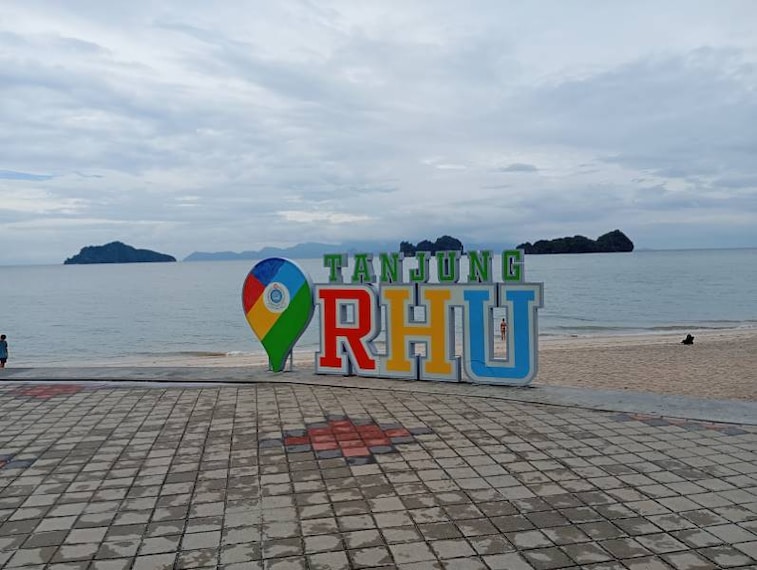 Langkawi_Tanjung_Rhu_Beach_2