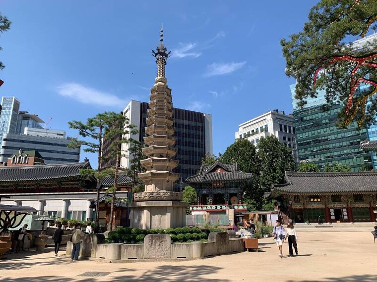 Seoul_Jogyesa_Temple_8