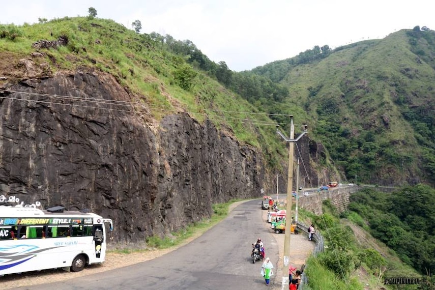 Vagamon_Karikadu_View_Point_3