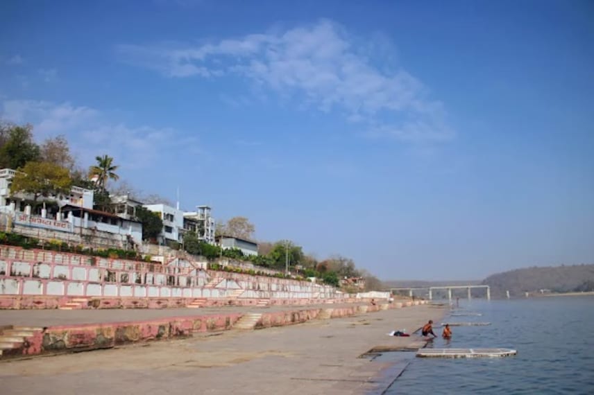 Ahilya_Ghat_2