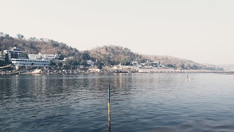 Abhay Ghat