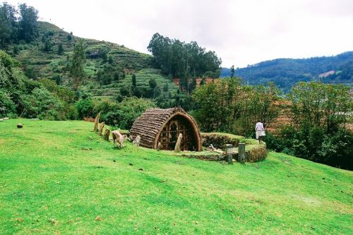 ooty_toda_huts_3
