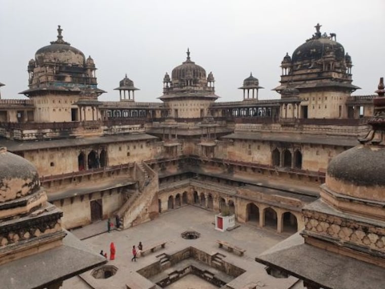 orchha_orchha_fort_complex