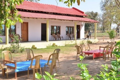 Satpura Safari Resort