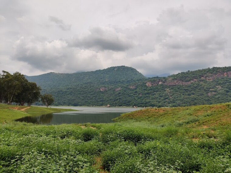 Kuthiraiyar_Falls_2