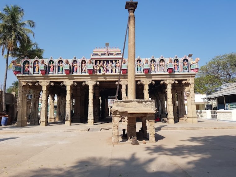 Periyanayaki_Amman_Temple_2