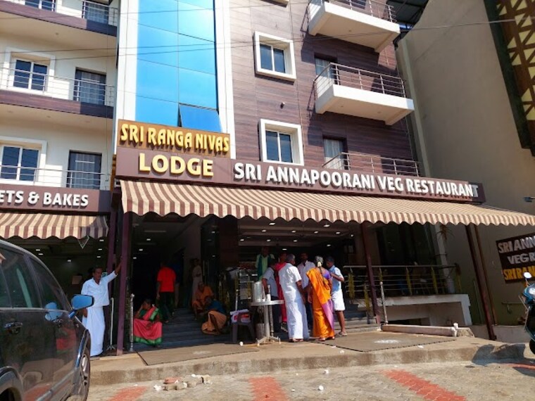 Sri_Annapoorani_Veg_Restaurant_1