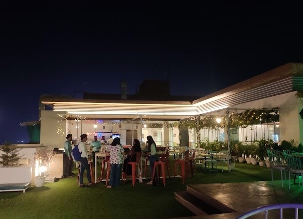Agashi_The_Rooftop_Cafe_3