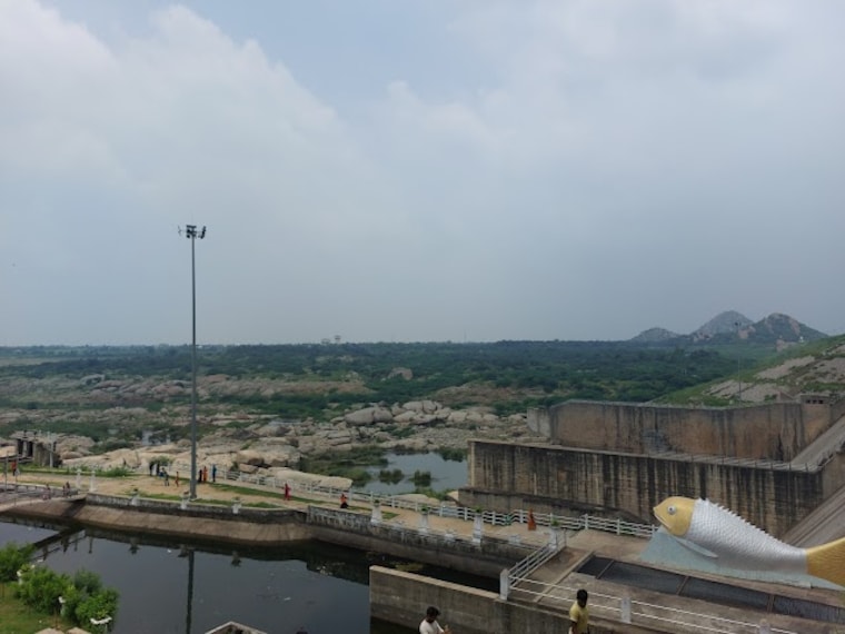 Dantiwada_Dam_3