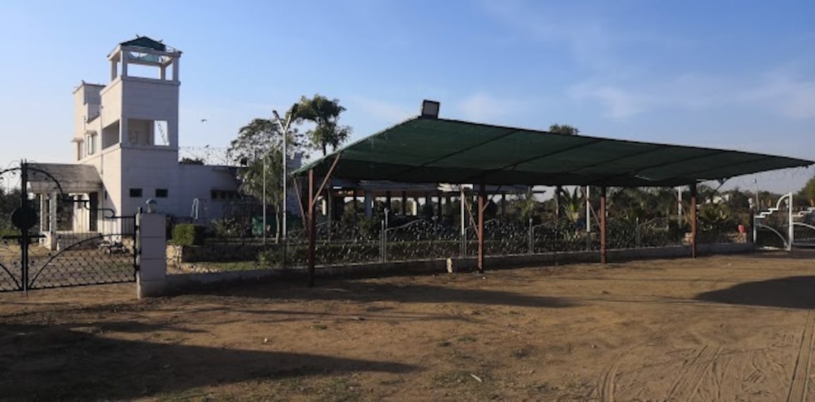 Oasis_The_Garden_Restaurant_3