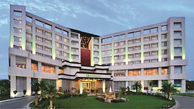 Holiday_Inn_Chandigarh_Panchkula_1