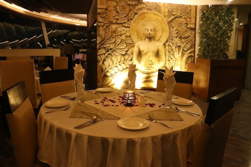 Aasma_Revolving_Restaurant_1