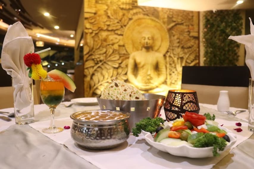 Aasma_Revolving_Restaurant_2