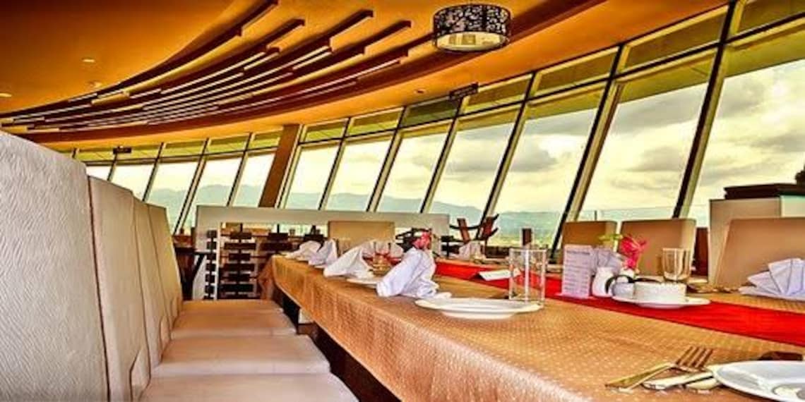 Aasma_Revolving_Restaurant_3