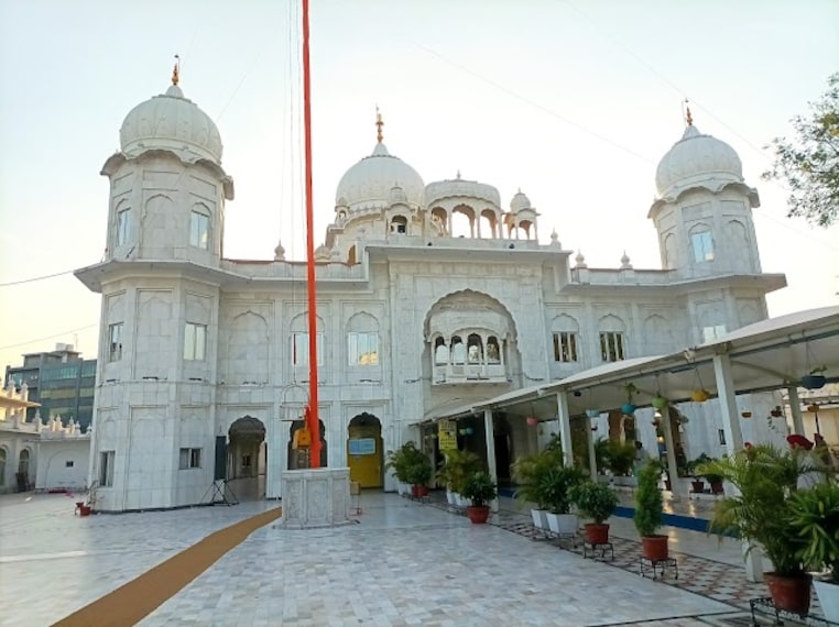 Nada_Sahib_1