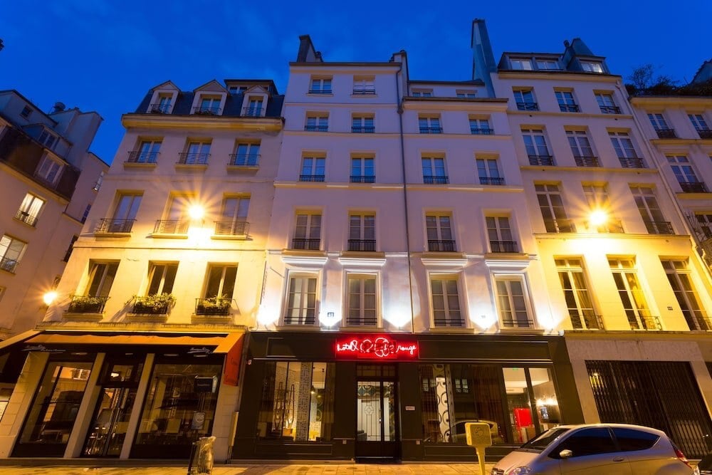 Hotel_crayon_rouge_1