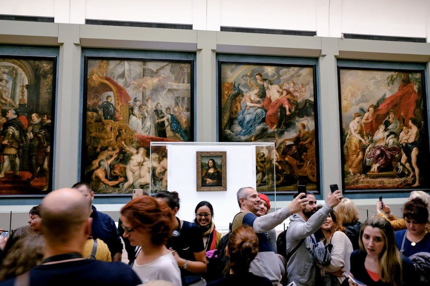 Louvre_Museum_3