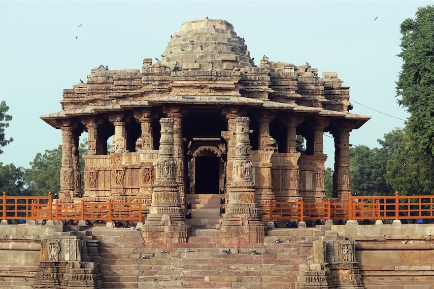 Modhera_Sun_Temple_patan_1