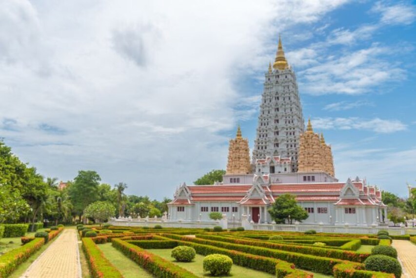 Pattaya Wat Yansangwararam Landscape Image