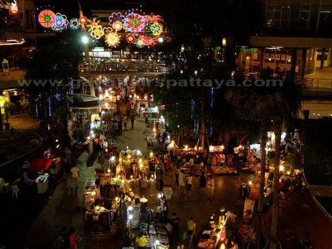 Pattaya Night Bazaar