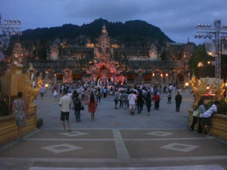 phuket_phuket_fantasea_show_3