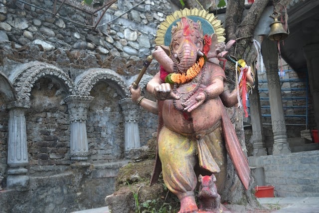 Gupteshwor_Mahadev_Temple_2