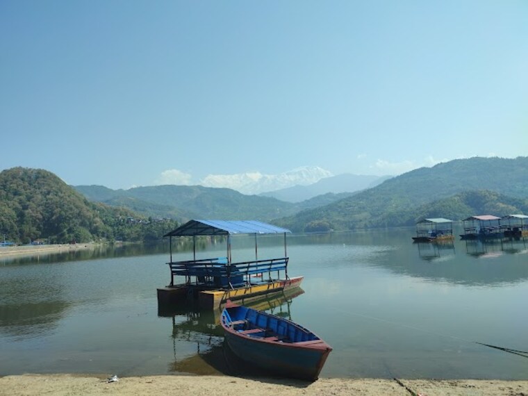 Begnas_Lake_1