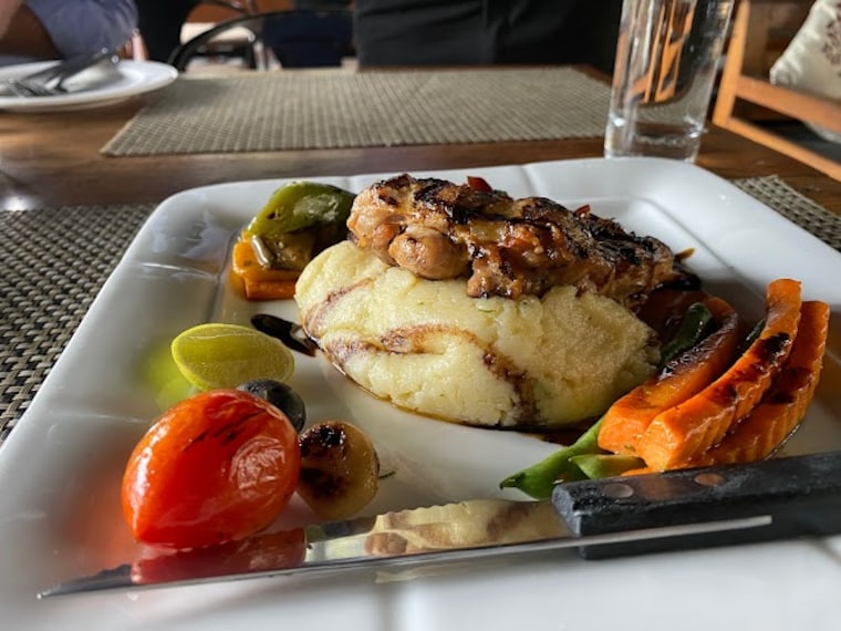 Fresh_Elements_Restaurant_3