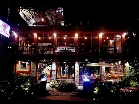 Fresh Elements Restaurant