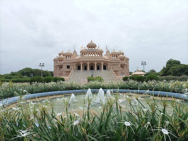 Sri_Hari_Mandir_1