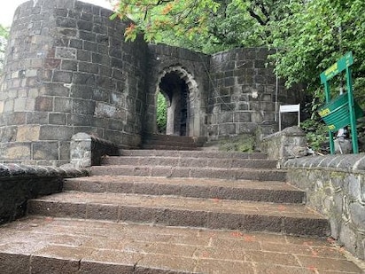 shivneri fort photos