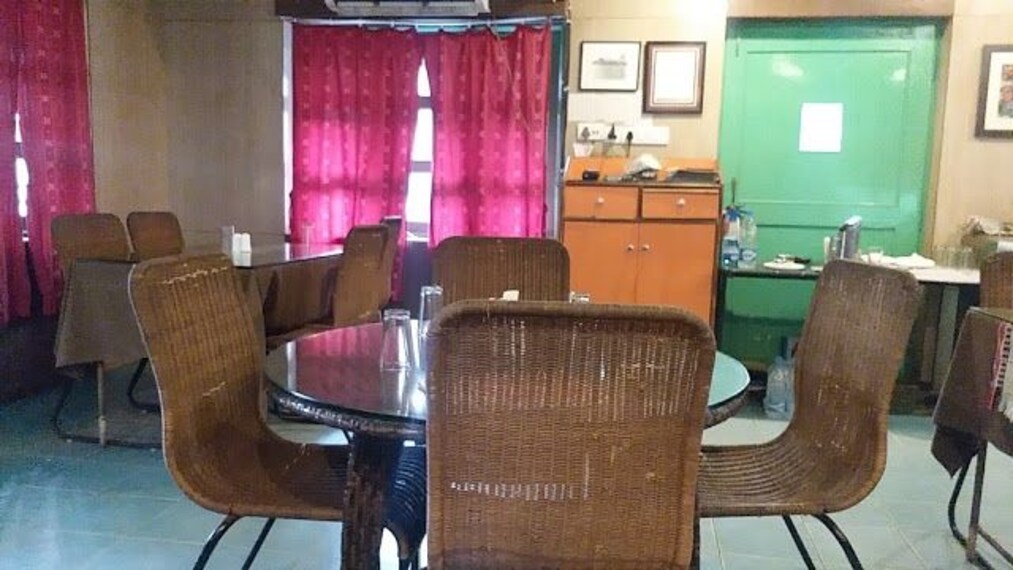 Puri Wildgrass Restaurant Landscape Image