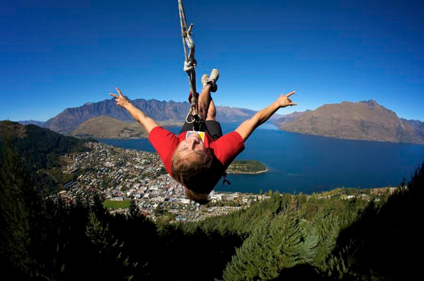 Queenstown_AJ_Hackett_Ledge_Bungy_&_Swing_3