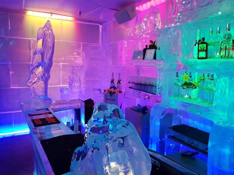 Queenstown_Below_Zero_Ice_Bar_2