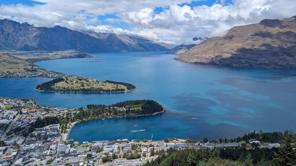 Queenstown_Bobs_Peak_1