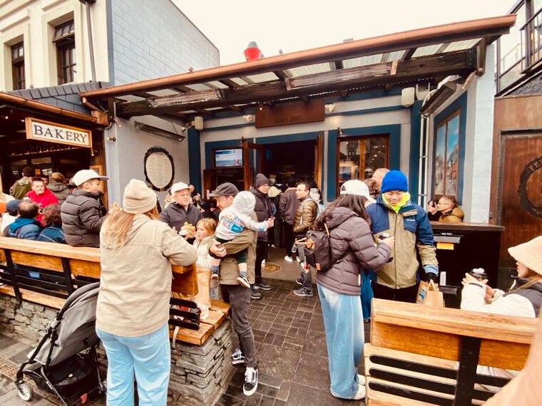 Queenstown_Fergburger_4