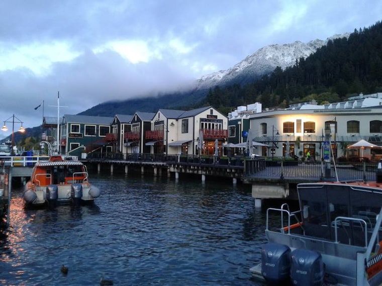 Queenstown_Steamer_Wharf_2
