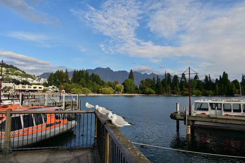 Queenstown_Steamer_Wharf_3