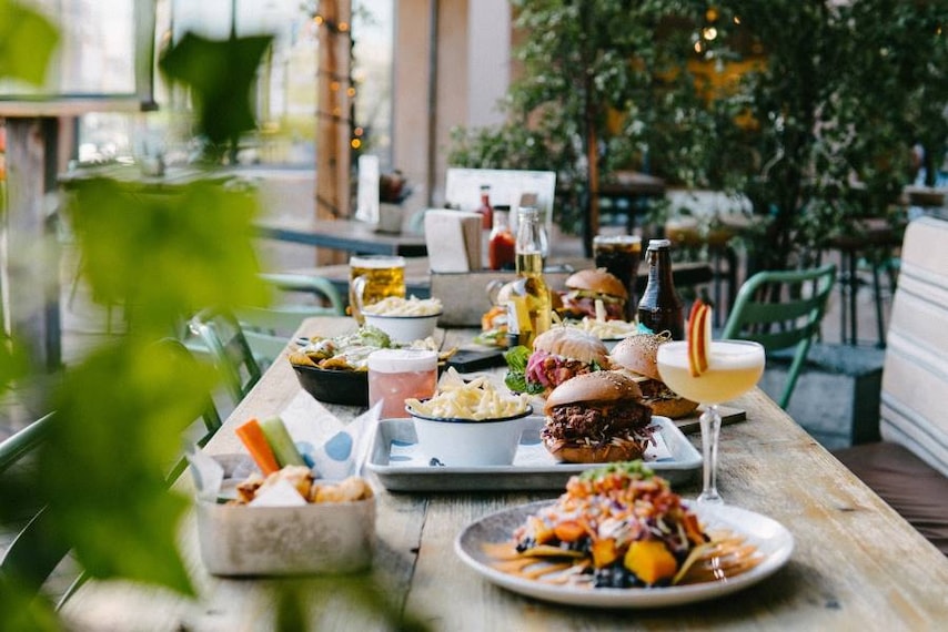 Queenstown_The_World_Bar_3